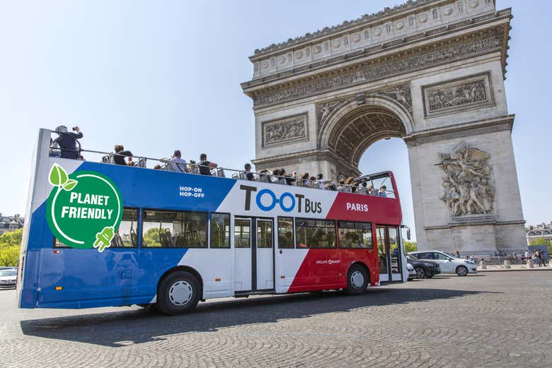 See the Arc de Triomphe up close