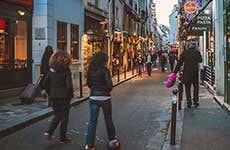 Paris Travel Guide