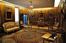 Paris Travel Guide